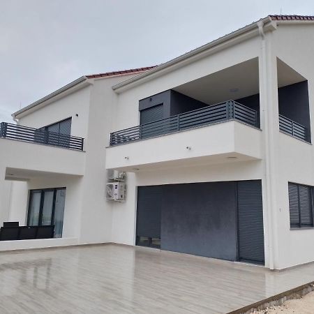 Villa Biba Novalja Bagian luar foto